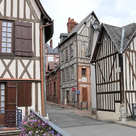Maison Normande En Lisiere De La Foret *